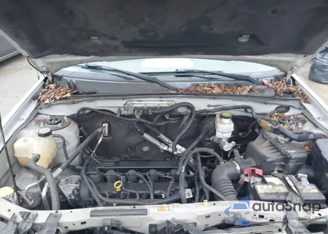 2011 Ford Escape Xls from USA, damaged, VIN 1FMCU0C75BKB88866